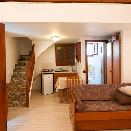 Comfort Seaside Loft Kamári